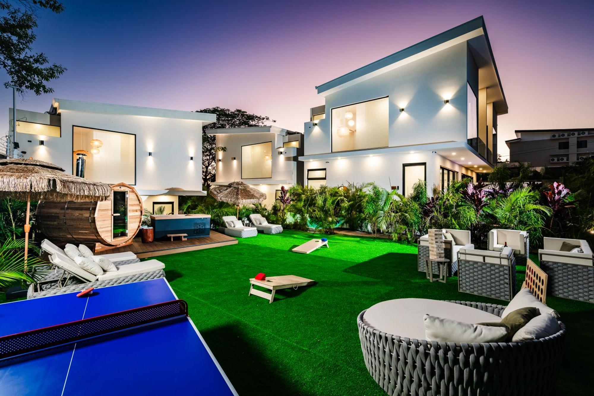 Mvillas Luxury Villas With Beach Club Access & Sauna تاماريندو المظهر الخارجي الصورة